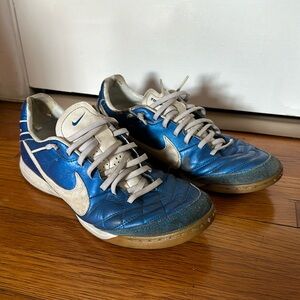 USED Nike Tiempo Indoor Shoes US Size 10